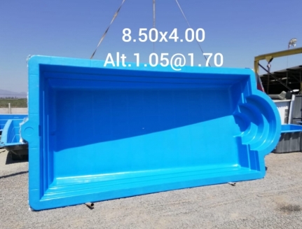 PISCINA TIPO ROMANA 8.5 X 4.00 X 1 A 1.70 MTS.