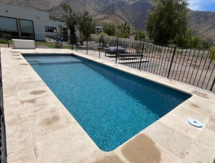 PISCINA RECTANGULAR DE 8X3.4X1.8