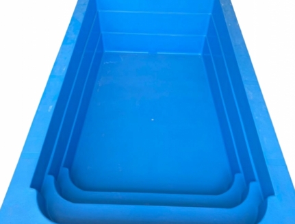 PISCINA RECTANGULAR DE 5.3X3X1.6